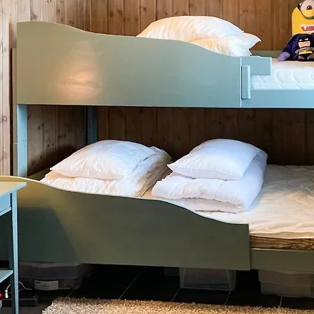 With Mountain View In Solberglia * Østby