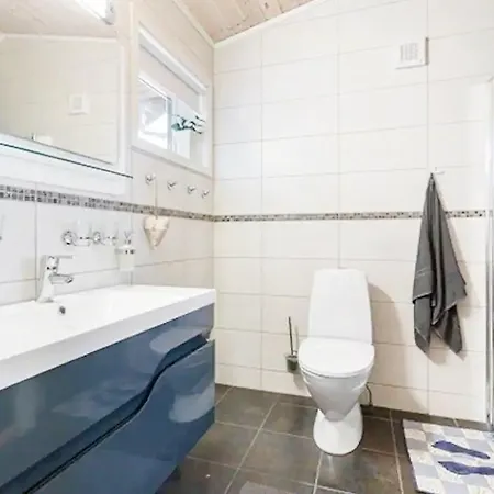 Nyaraló With Mountain View In Solberglia